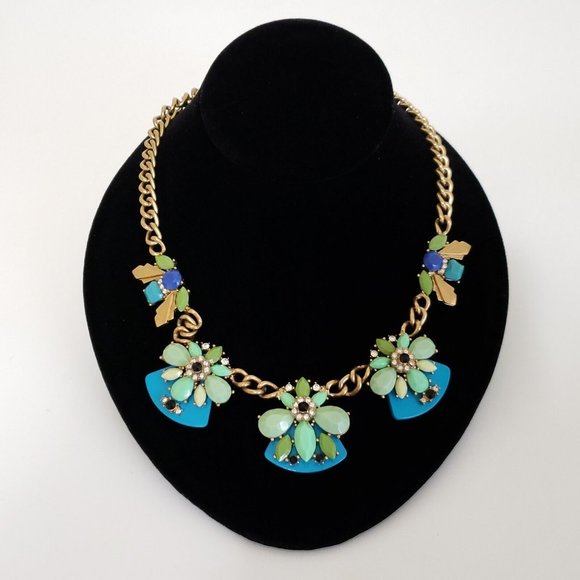 J Crew Statement Necklace Gold Tone Aqua Blue Jeweled Clusters - Picture 1 of 8